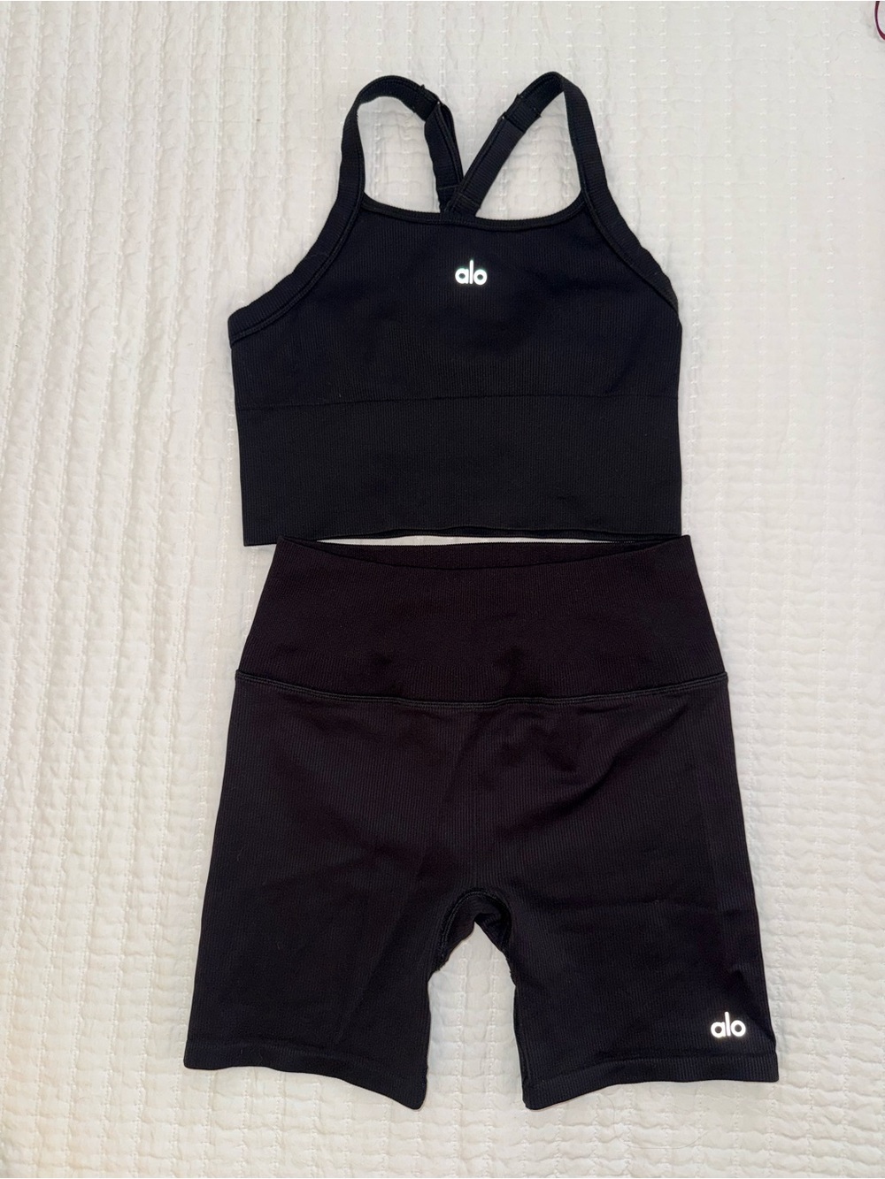 Black ALO Workout Set - Picture 2 of 2